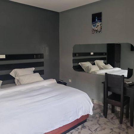 Sunrise Center Bonapriso 111 Hotel Douala Buitenkant foto