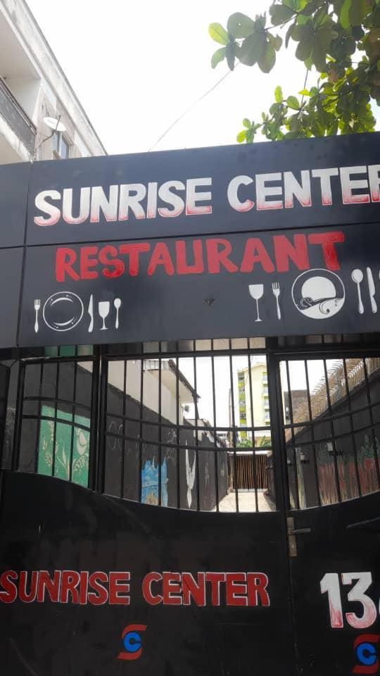 Sunrise Center Bonapriso 111 Hotel Douala Buitenkant foto